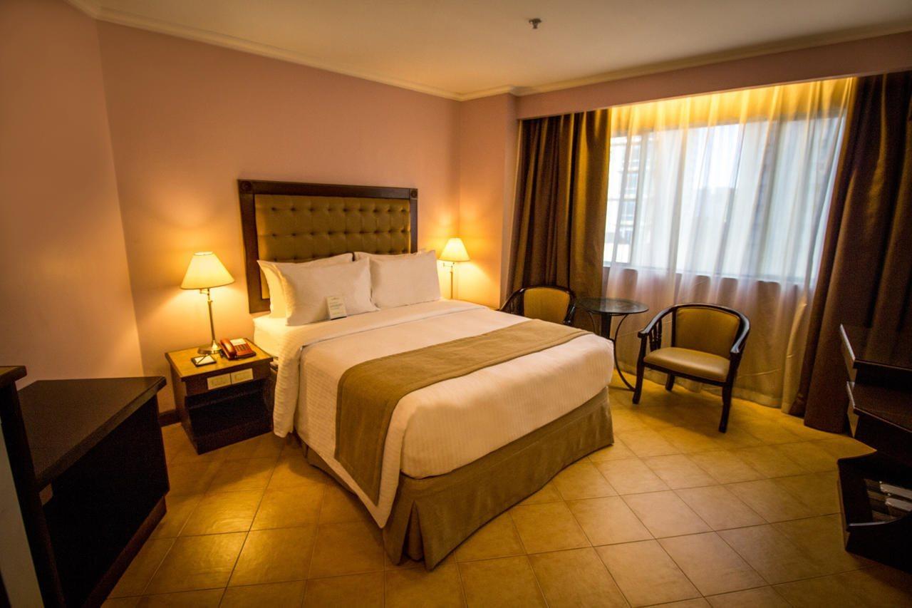 Royal Bellagio Hotel Makati City Kültér fotó